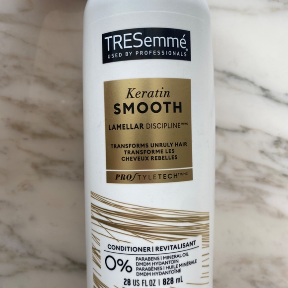 NWT - TRESemmé Keratin Smooth Conditioner - Picture 2 of 3